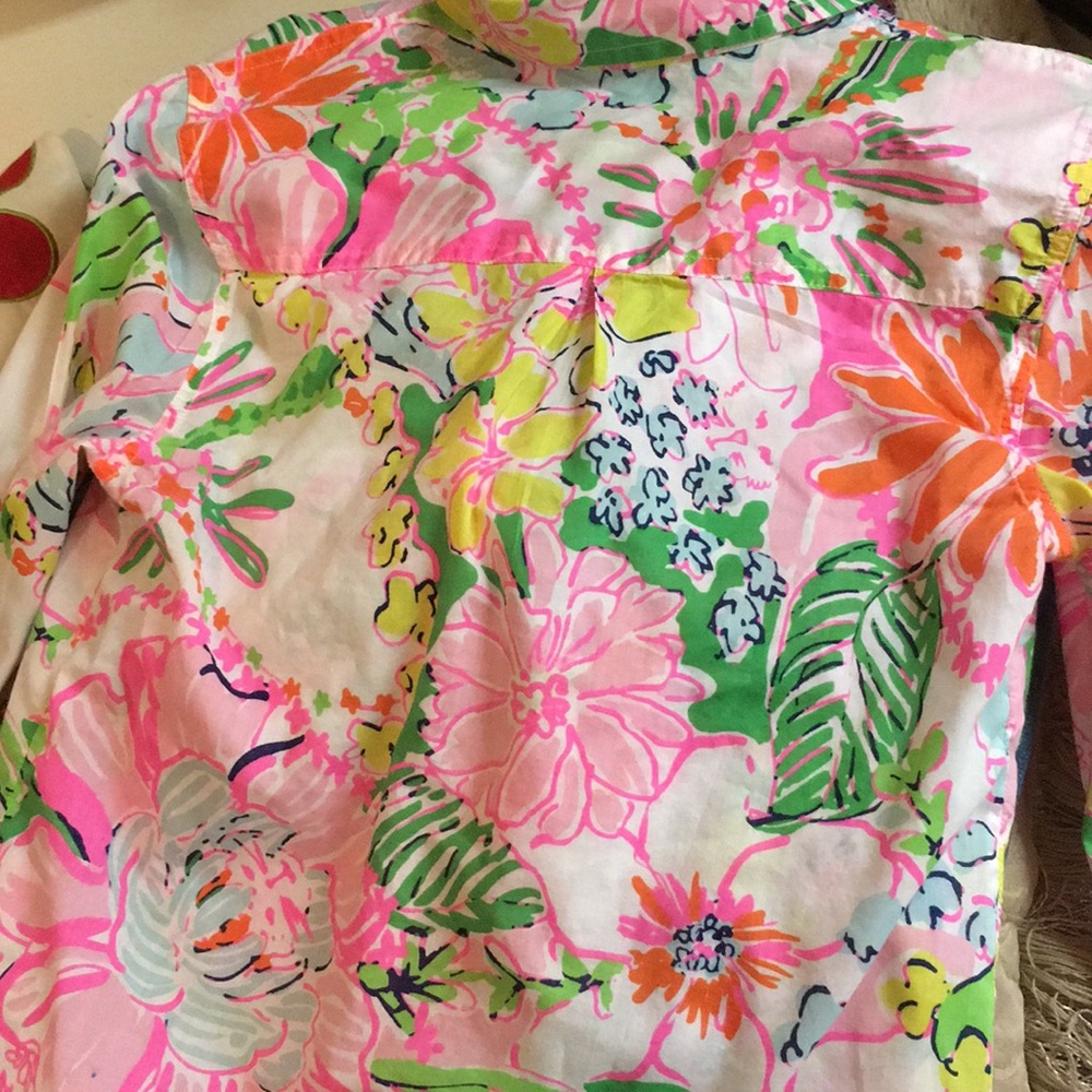 Great Lilly Pulitzer Nosey Posey button down S! - Picture 6 of 7